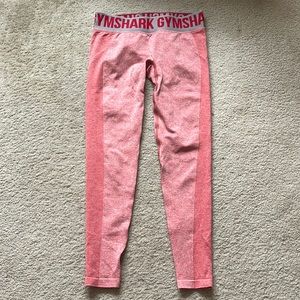 Red gum shark leggings size small